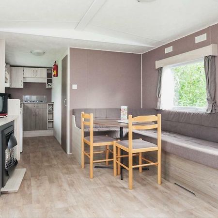 Mb Zeeuwse Mobile Home Hoek Bagian luar foto