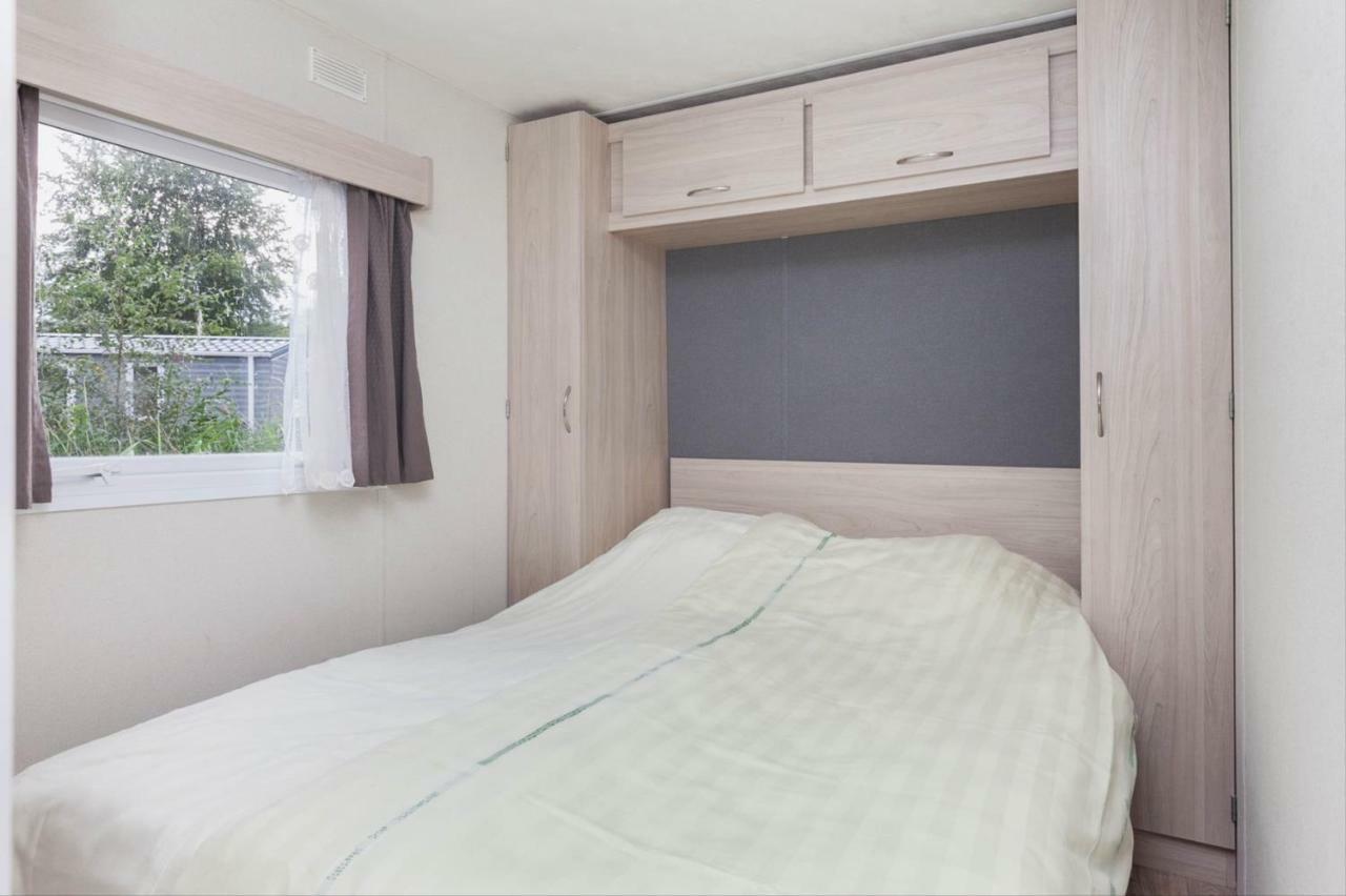 Mb Zeeuwse Mobile Home Hoek Bagian luar foto