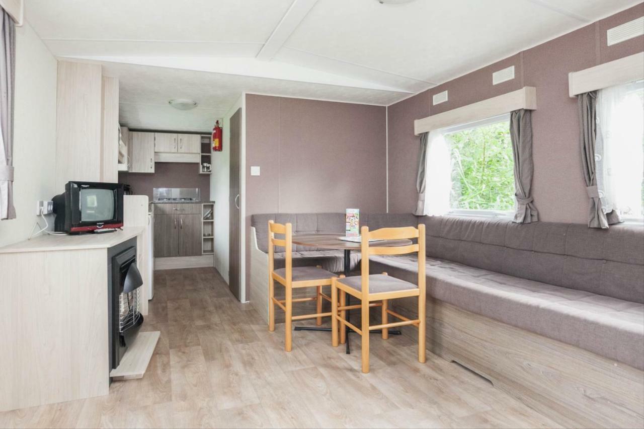 Mb Zeeuwse Mobile Home Hoek Bagian luar foto